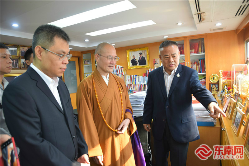 化泰国行福建交流团一行到访泰国华人青年商