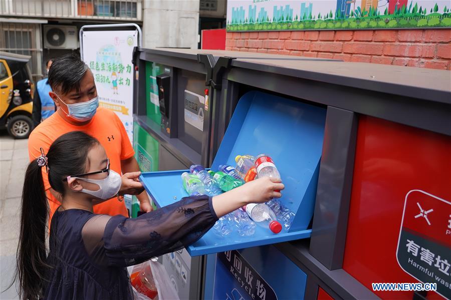 CHINA-BEIJING-GARBAGE SORTING (CN)