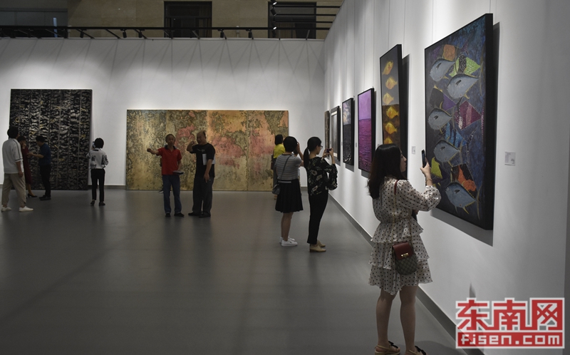 市文学艺术界联合会承办,参展艺术家包括马继涛,王卫,王国建,叶其昆